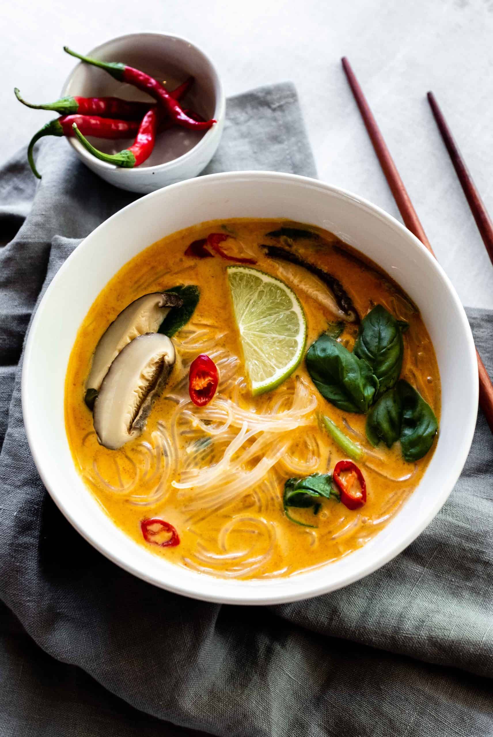 тайский карри суп с шиитаке